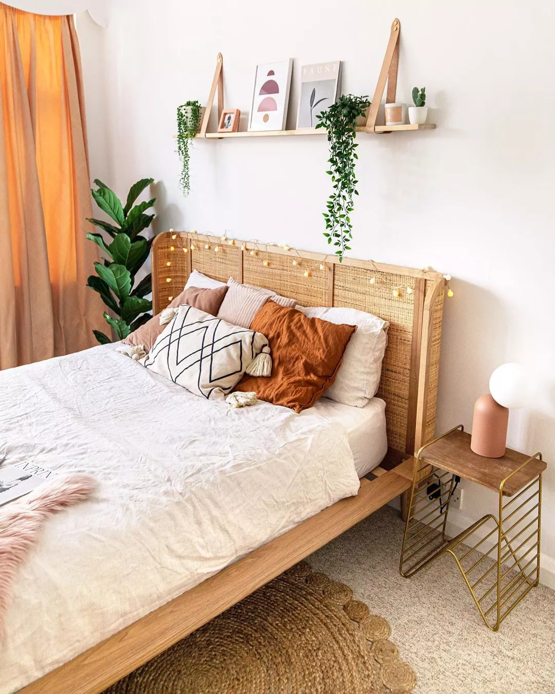 Chọn chất liệu nội thất khi thiết kế phòng ngủ 9m2 cho vợ chồng 
